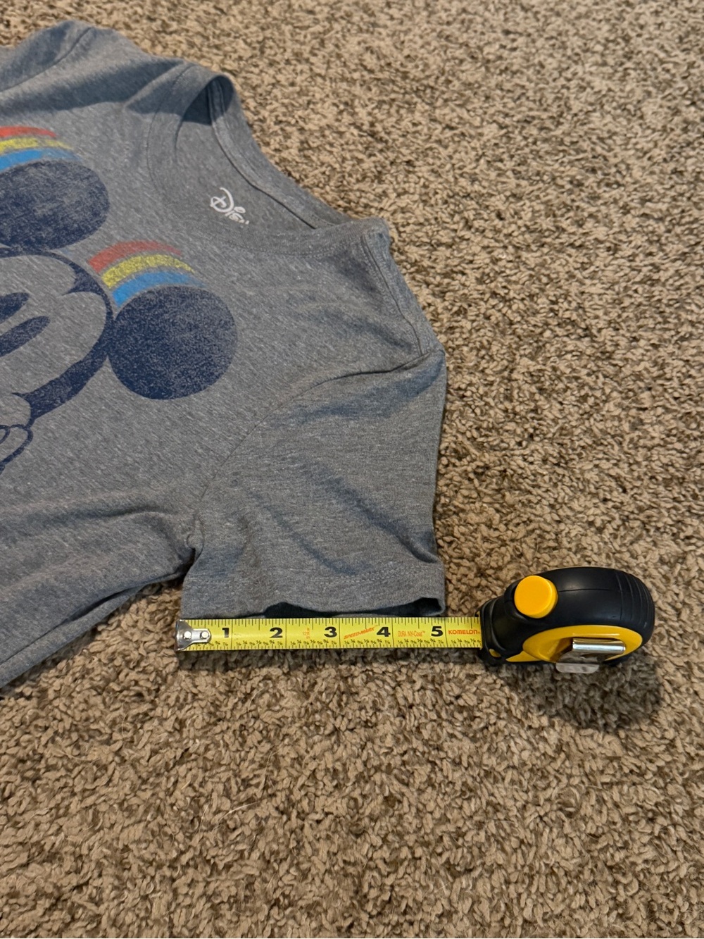 Disney Gray Mickey Mouse Short Sleeve T-shirt Size Medium - Picture 5 of 6